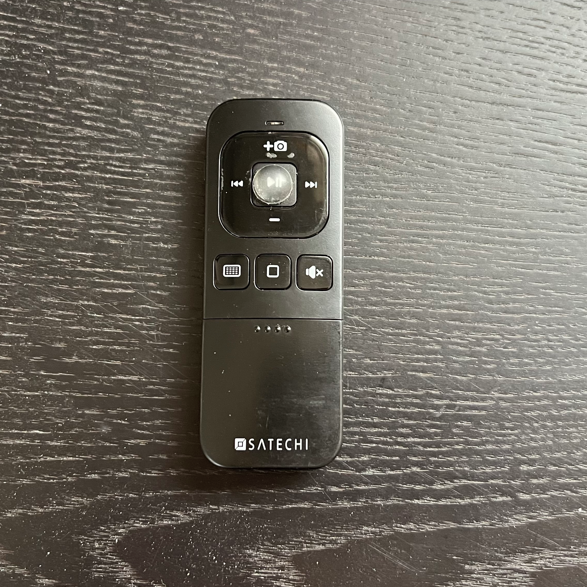 Satechi media remote